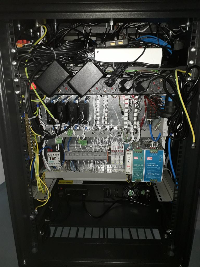09